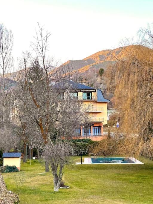 Acogedor Alojamiento En Martinet, Cerdanya, Puigcerda Esterno foto